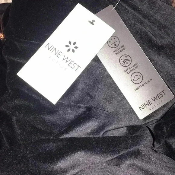 Nine West Active Velour Pullover Hoodie Size 2X - Picture 7 of 7